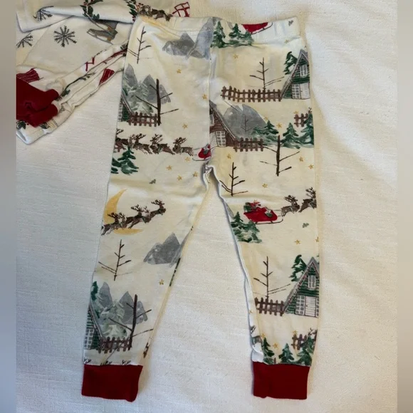 Burt’s Bees Baby | Bundle of 2-piece Holiday Pajama Sets | 18 months - Picture 8 of 16